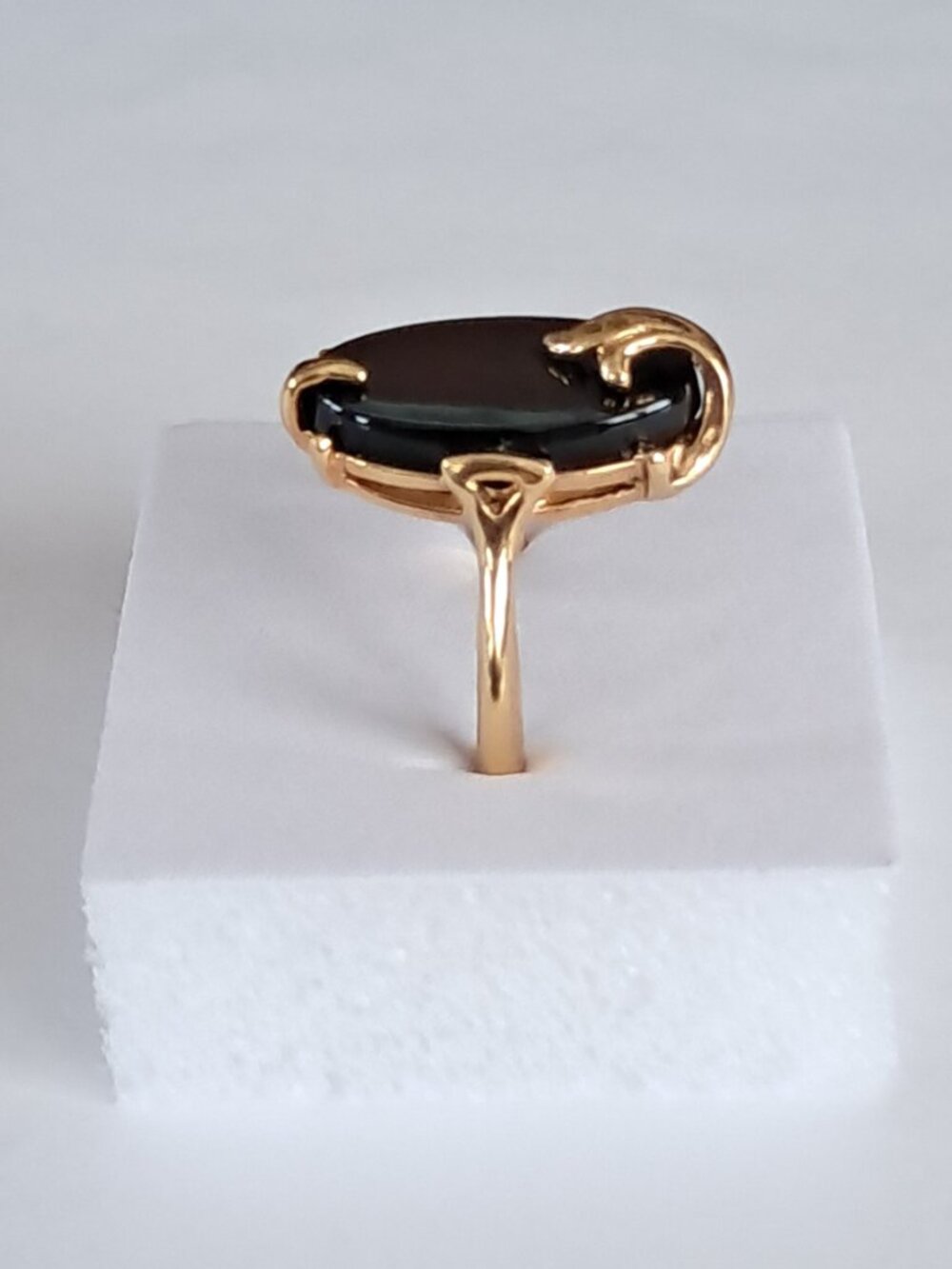 Vintage 1978 Avon Black Onyx Night Flower Gold Tone Ring Size 7 - Picture 6 of 8